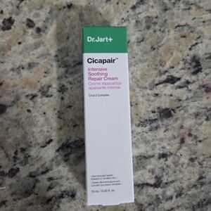 Dr.Jart+ Cicapair Intensive Soothing Repair Cream - Green and White